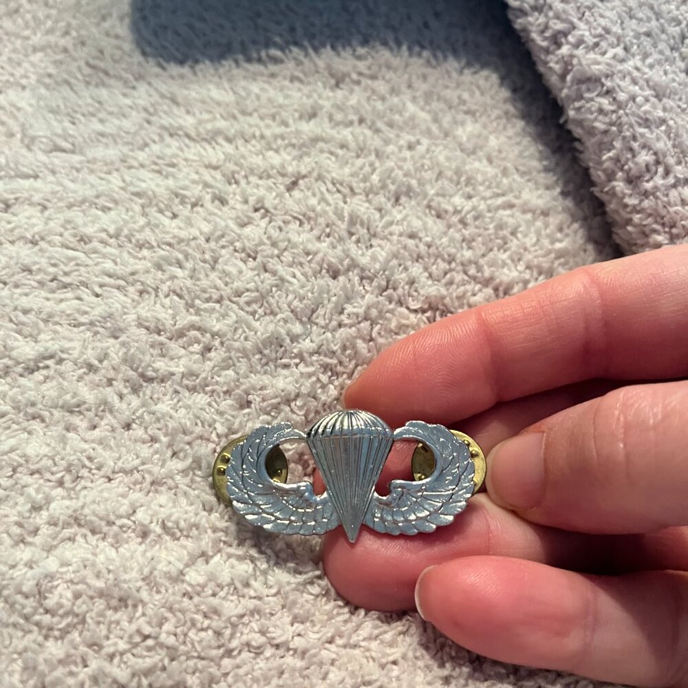 US ARMY Airborne Parachutist Jump Wings Pin